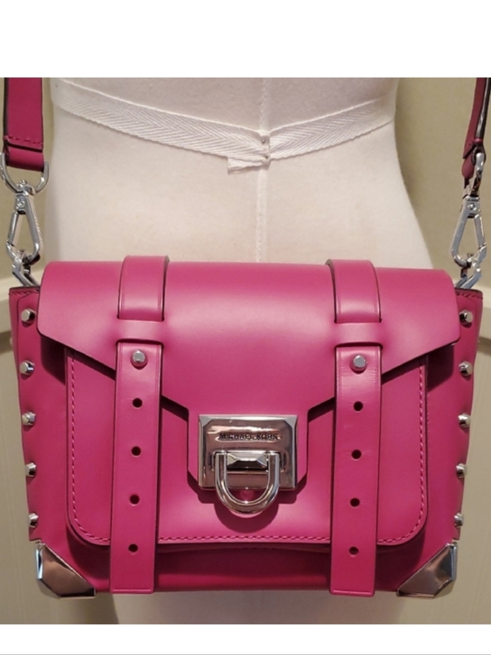 Like NEW Michael Kors Fuchsia Mini Manhattan Bag